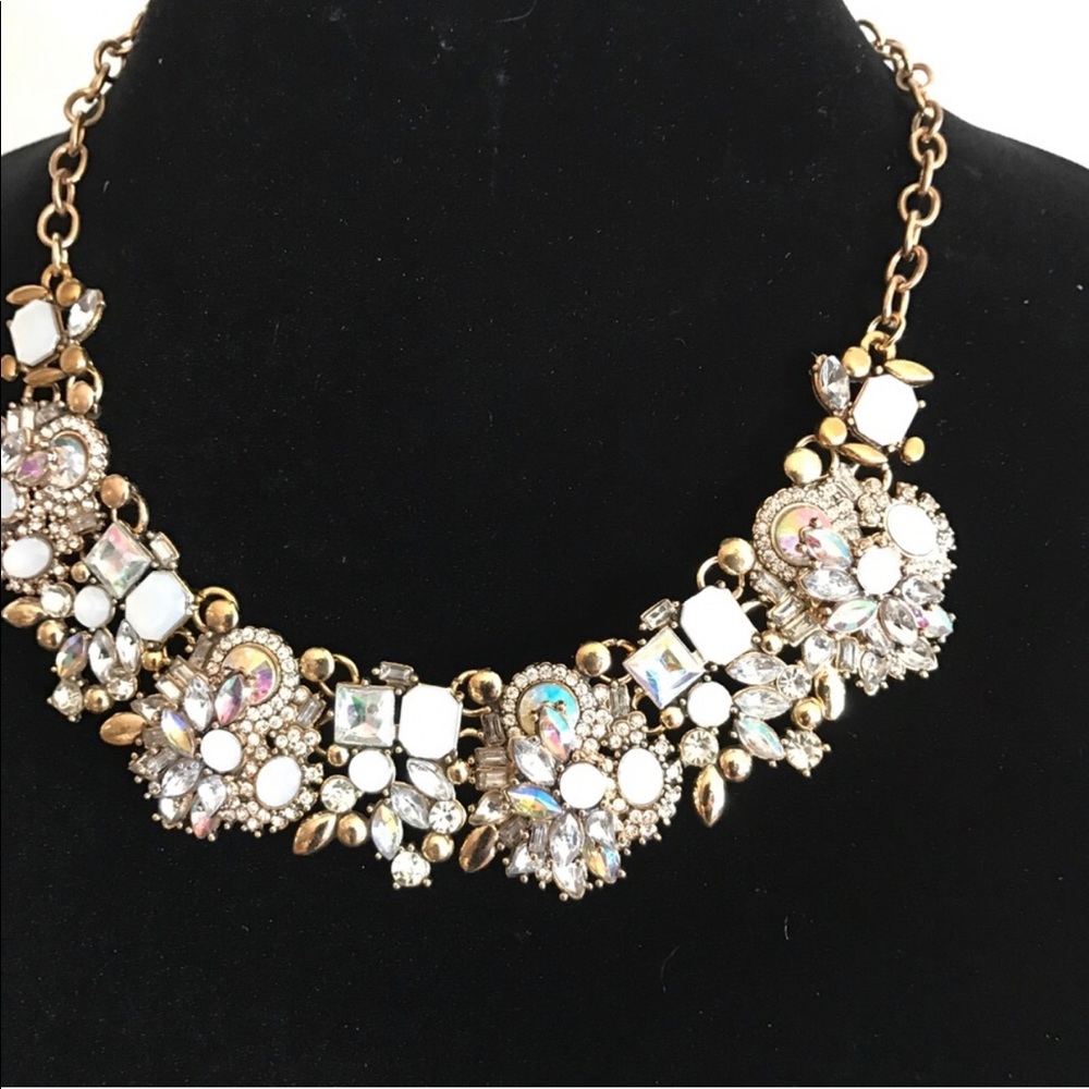 The Baroness Statement Necklace J69
